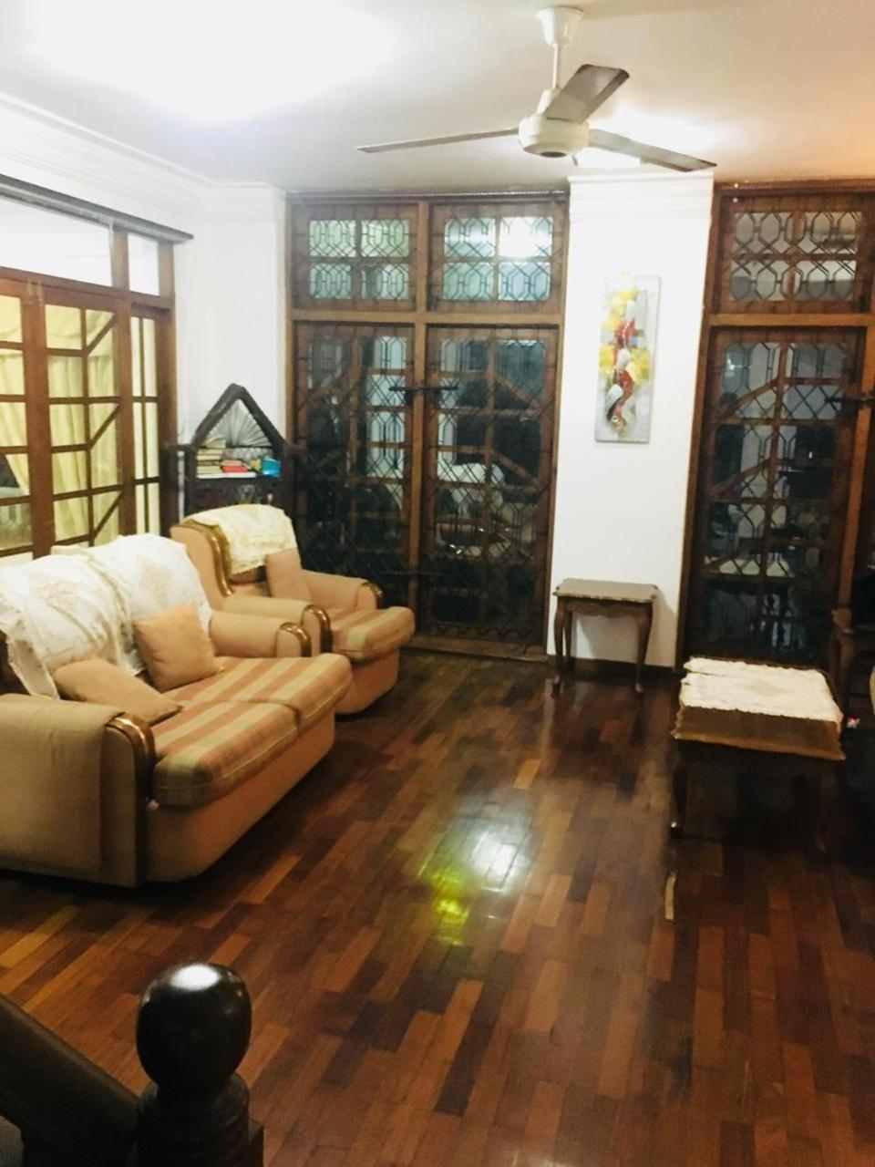 Ara Palace * Colombo